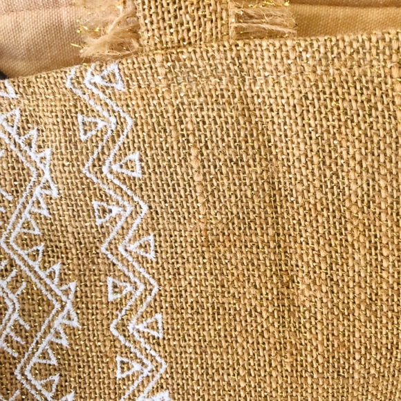 JUTE TOTE BAG ⭐️Bohemian Vibe Summer NAT/Wht Embroidered Design ⭐️Tassel NWT - Picture 7 of 9